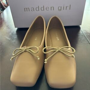 Madden Girl Vinyard Cafe Slip On Shoes Women’s Size 7.5